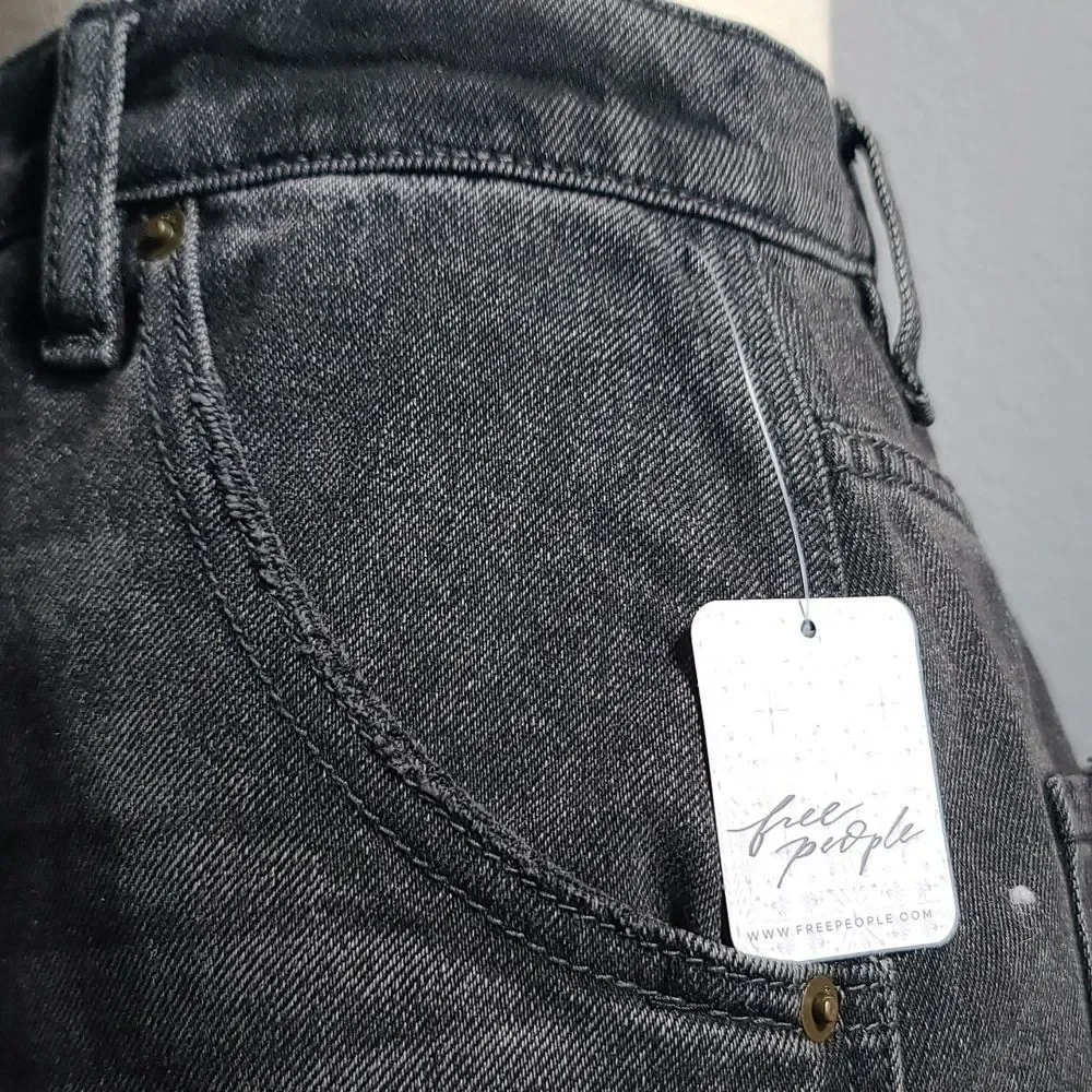 FREE PEOPLE MINI SKIRT - Picture 5 of 12